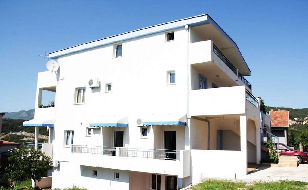 Apartments Ajla Utjeha Exterior foto
